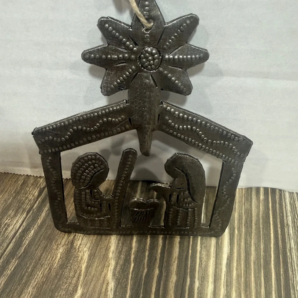 Haitian Metal Art Nativity Ornament Recycled Steel Star of Bethlehem Handmade